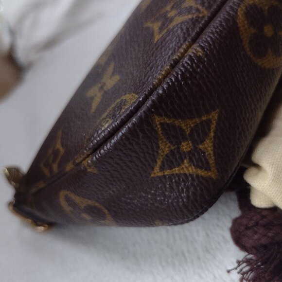 Louis Vuitton Brown and Gold Mini Bag - Picture 5 of 13